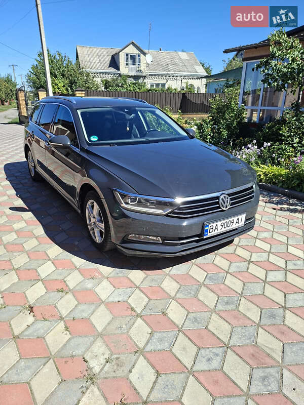Універсал Volkswagen Passat 2015 в Новоархангельську