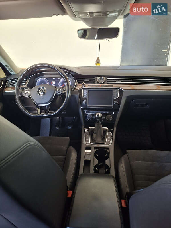 Універсал Volkswagen Passat 2015 в Новоархангельську