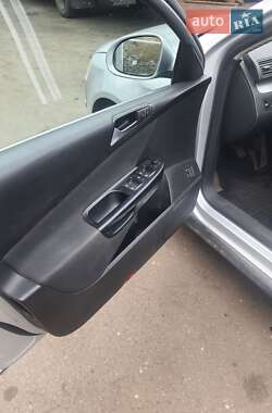 Универсал Volkswagen Passat 2009 в Киеве