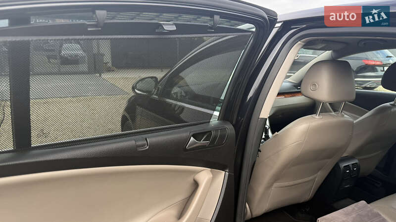 Седан Volkswagen Passat 2010 в Калуше