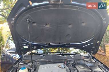 Универсал Volkswagen Passat 2012 в 