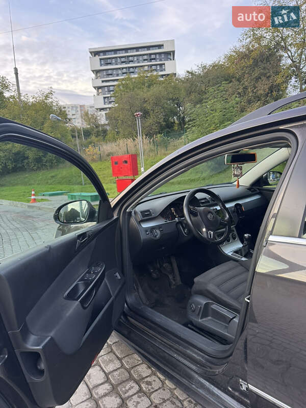 Универсал Volkswagen Passat 2009 в Львове
