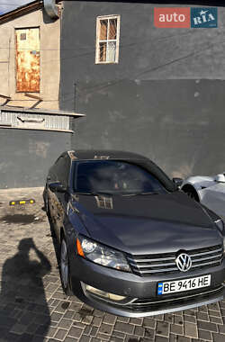 Седан Volkswagen Passat 2012 в Миколаєві