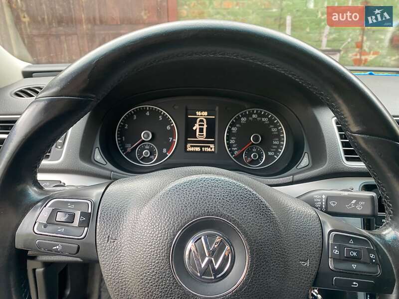 Седан Volkswagen Passat 2012 в Чернігові фото 3 Седан Volkswagen Passat 2012 в Чернігові