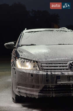 Универсал Volkswagen Passat 2014 в Ивано-Франковске