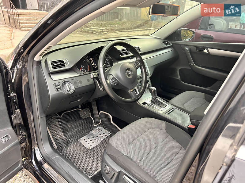Универсал Volkswagen Passat 2013 в Кропивницком фото 24 Универсал Volkswagen Passat 2013 в Кропивницком