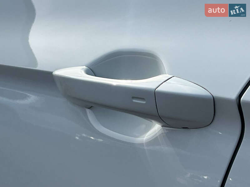 Универсал Volkswagen Passat 2021 в Луцке