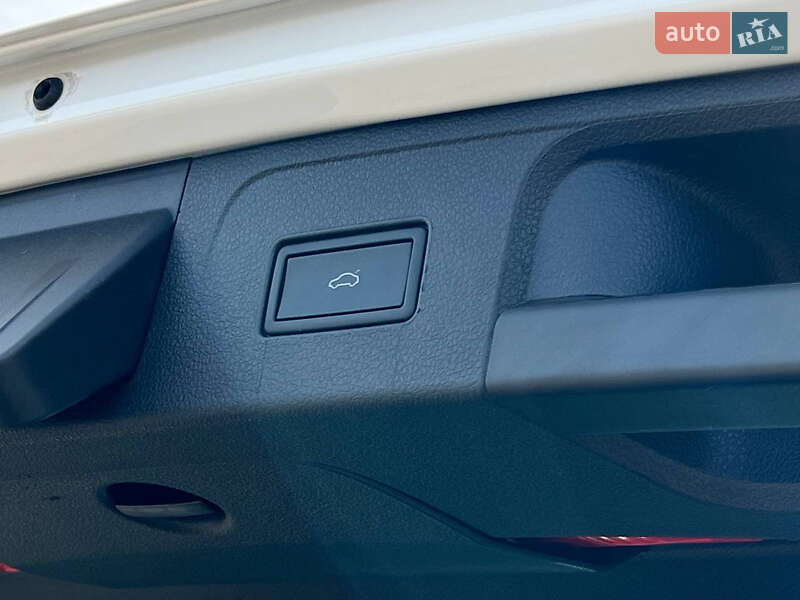 Универсал Volkswagen Passat 2021 в Луцке