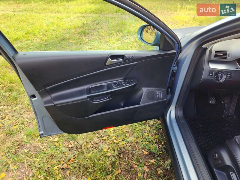 Седан Volkswagen Passat 2008 в Харкові фото 28 Седан Volkswagen Passat 2008 в Харкові