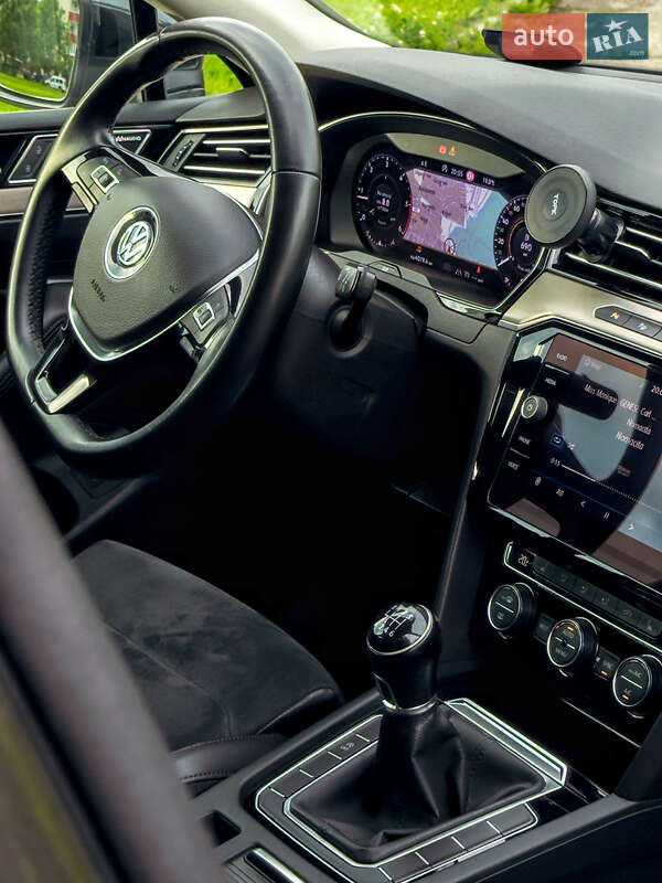 Універсал Volkswagen Passat 2018 в Тернополі фото 14 Універсал Volkswagen Passat 2018 в Тернополі