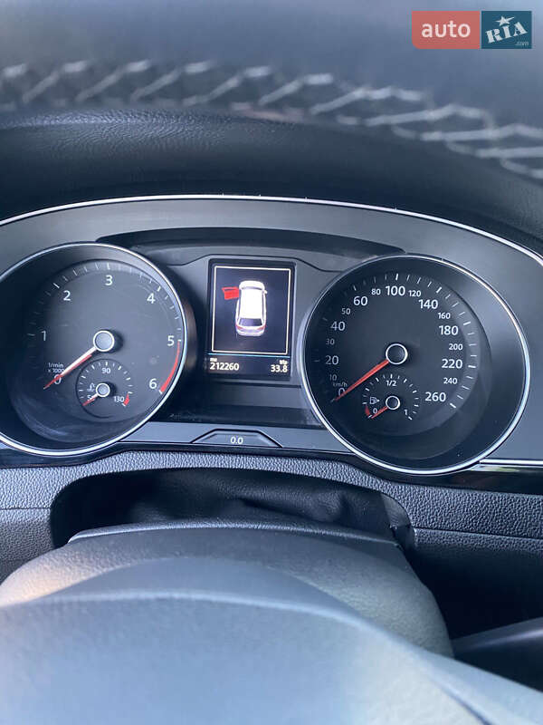 Универсал Volkswagen Passat 2020 в Вараше фото 25 Универсал Volkswagen Passat 2020 в Вараше