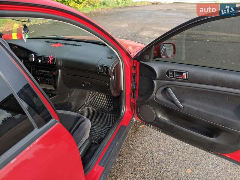 Універсал Volkswagen Passat 2000 в Рівному фото 8 Універсал Volkswagen Passat 2000 в Рівному