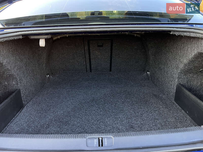 Седан Volkswagen Passat 2006 в Кривому Розі