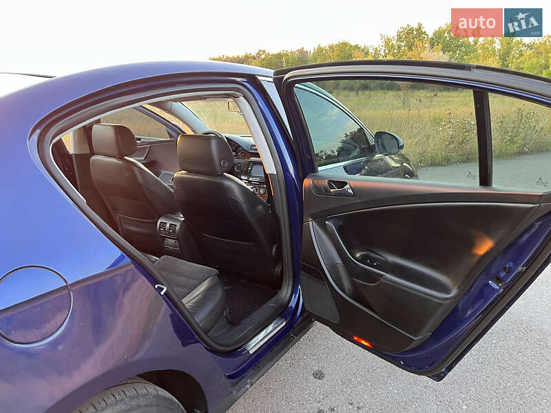 Седан Volkswagen Passat 2006 в Кривому Розі