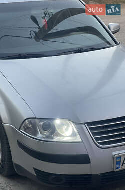 Седан Volkswagen Passat 2002 в Запорожье