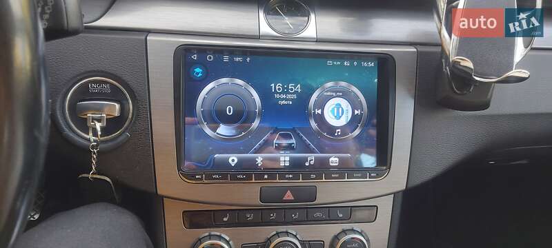 Универсал Volkswagen Passat 2011 в Запорожье