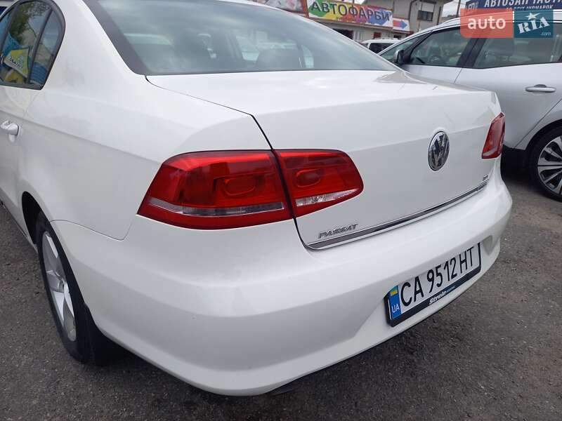 Седан Volkswagen Passat 2012 в Черкассах