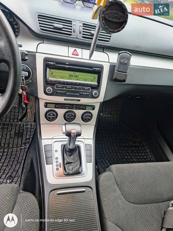 Универсал Volkswagen Passat 2008 в Коростене