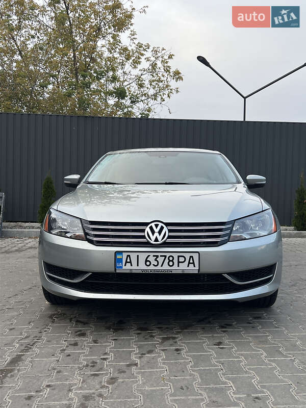 Седан Volkswagen Passat 2014 в Фастове