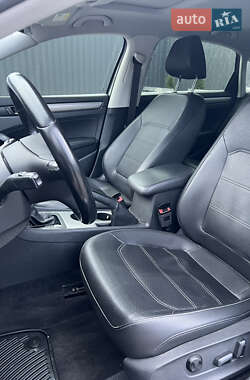 Седан Volkswagen Passat 2014 в 