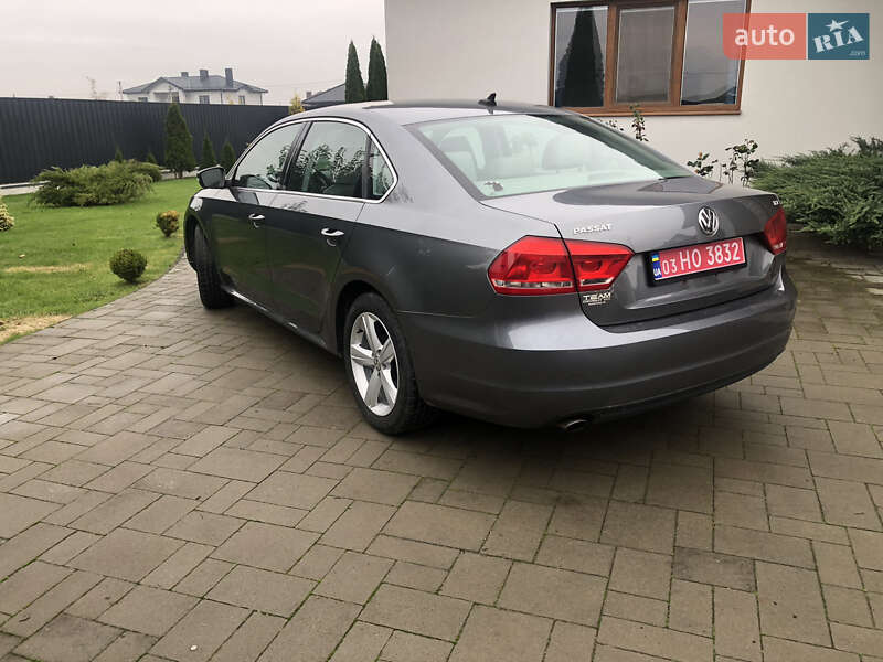 Седан Volkswagen Passat 2015 в Луцке