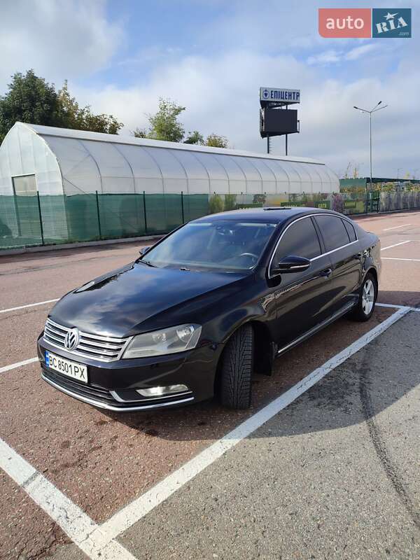 Volkswagen Passat 2011