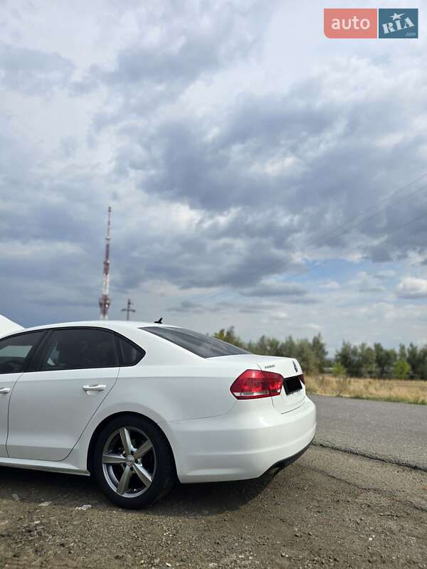 Седан Volkswagen Passat 2012 в Львове фото 29 Седан Volkswagen Passat 2012 в Львове