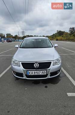Універсал Volkswagen Passat 2009 в  фото 16 Універсал Volkswagen Passat 2009 в