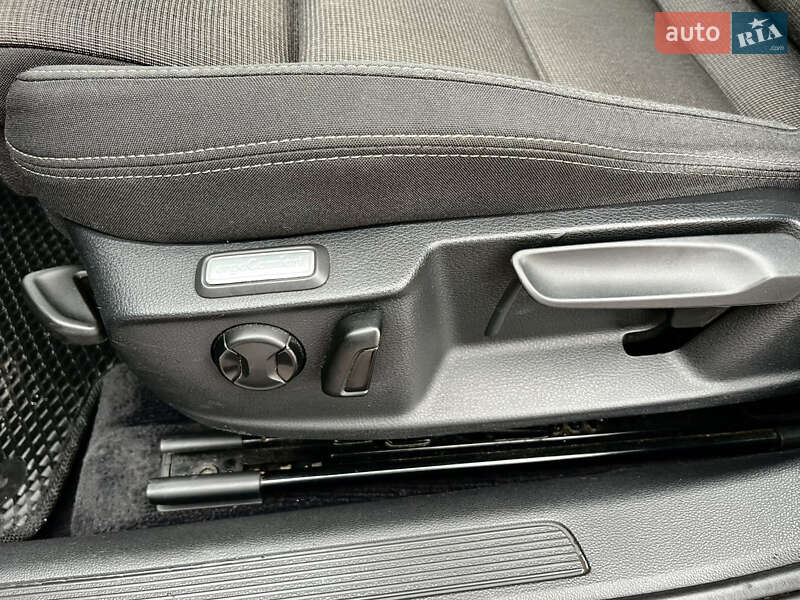 Универсал Volkswagen Passat 2016 в Тернополе