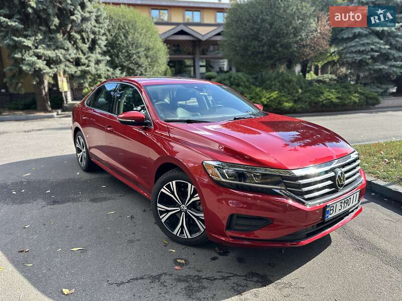 Седан Volkswagen Passat 2020 в Полтаве