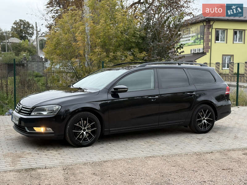 Універсал Volkswagen Passat 2013 в Радомишлі