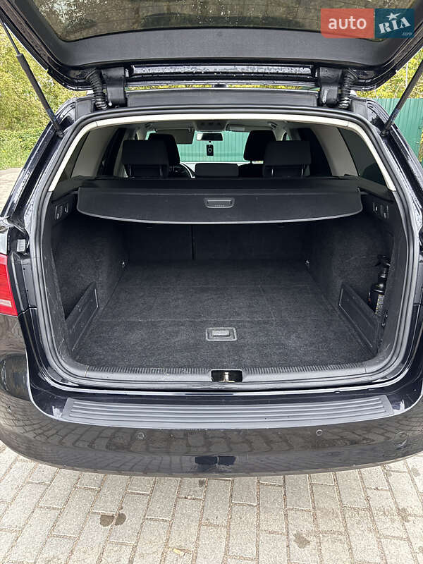 Універсал Volkswagen Passat 2013 в Радомишлі