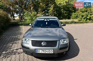 Седан Volkswagen Passat 2004 в Миргороде