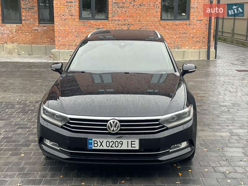 Универсал Volkswagen Passat 2016 в Староконстантинове