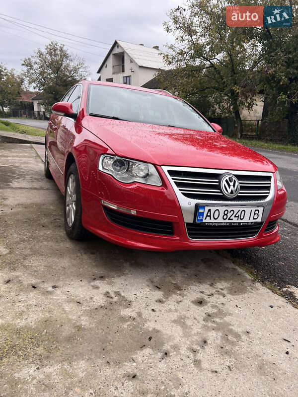 Универсал Volkswagen Passat 2010 в Иршаве