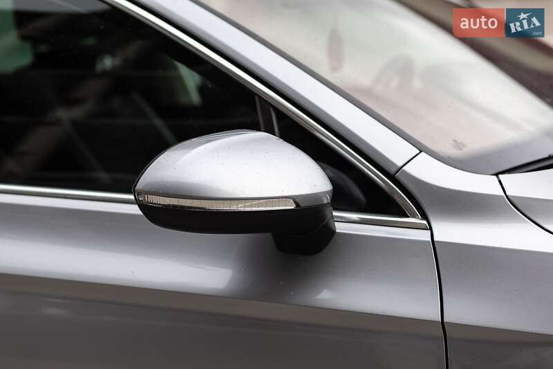 Универсал Volkswagen Passat 2018 в Зборове фото 14 Универсал Volkswagen Passat 2018 в Зборове