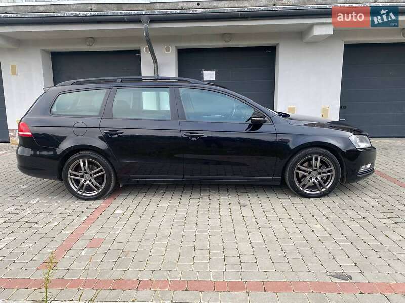 Універсал Volkswagen Passat 2013 в Тернополі