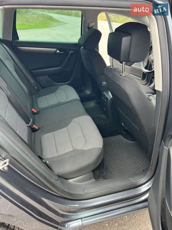 Универсал Volkswagen Passat 2011 в Дубно фото 35 Универсал Volkswagen Passat 2011 в Дубно