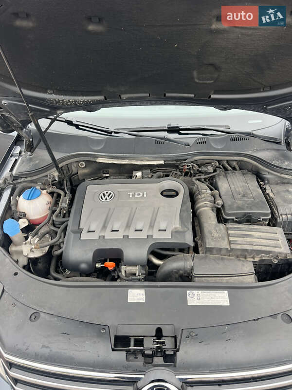 Универсал Volkswagen Passat 2011 в Дубно фото 50 Универсал Volkswagen Passat 2011 в Дубно