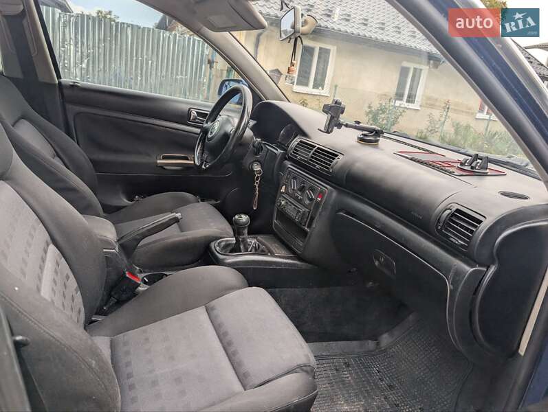 Универсал Volkswagen Passat 2001 в Здолбунове