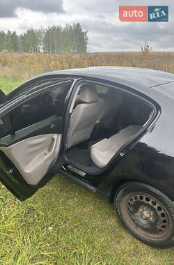 Седан Volkswagen Passat 2008 в Киеве