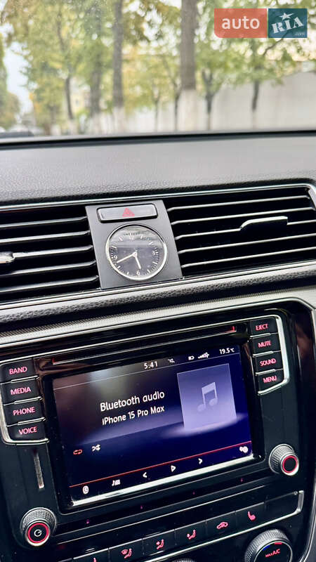 Седан Volkswagen Passat 2016 в Дніпрі