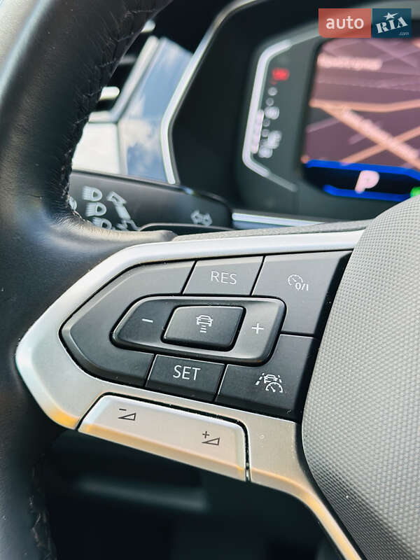 Универсал Volkswagen Passat 2021 в Коростене