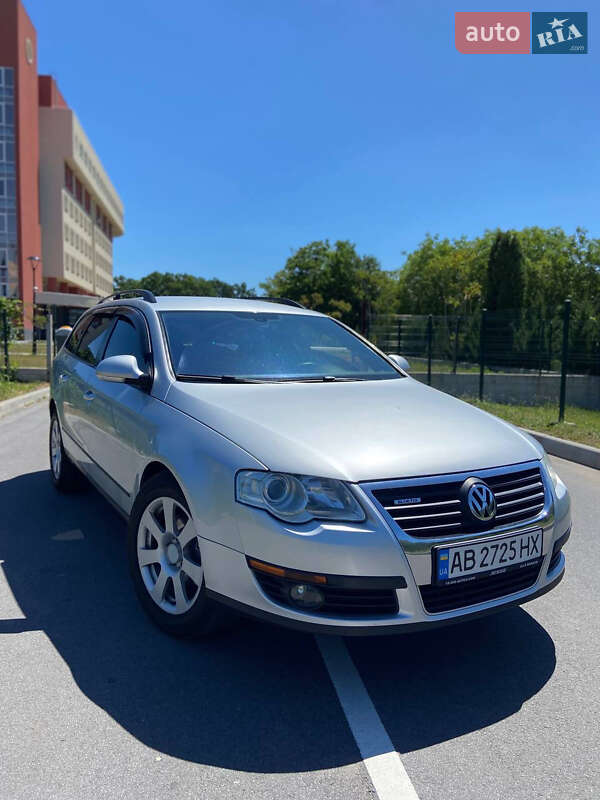 Універсал Volkswagen Passat 2010 в Вінниці