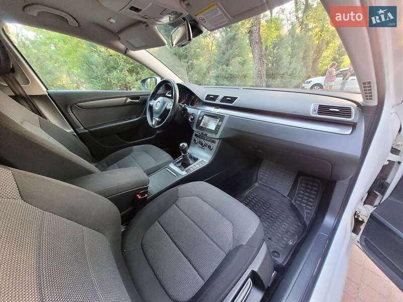 Седан Volkswagen Passat 2014 в Запорожье