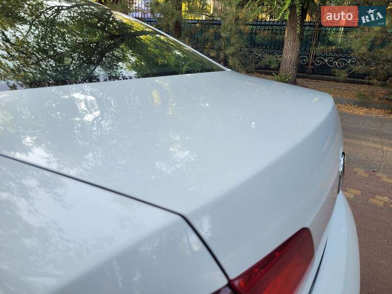 Седан Volkswagen Passat 2014 в Запорожье