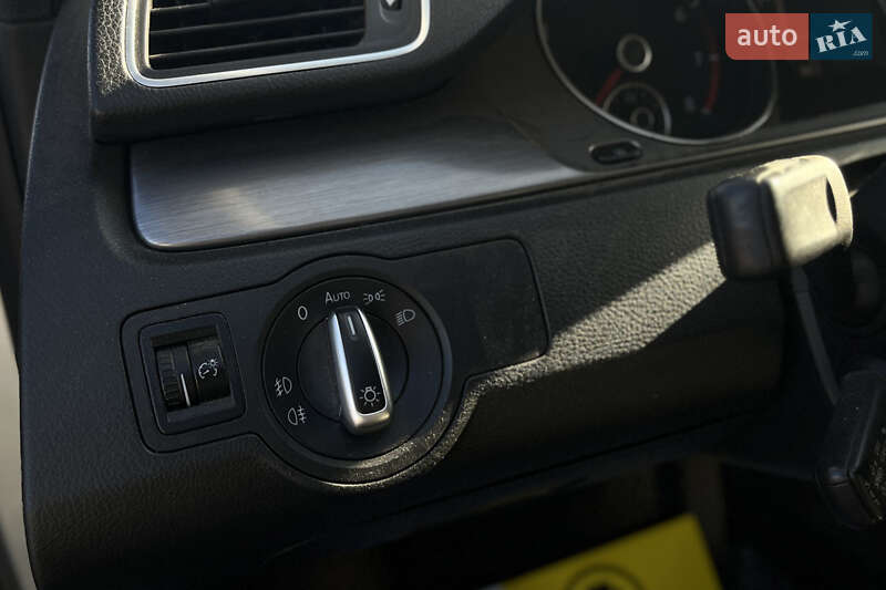 Универсал Volkswagen Passat 2011 в Мукачево фото 18 Универсал Volkswagen Passat 2011 в Мукачево