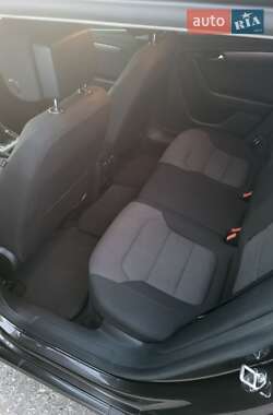 Универсал Volkswagen Passat 2011 в 