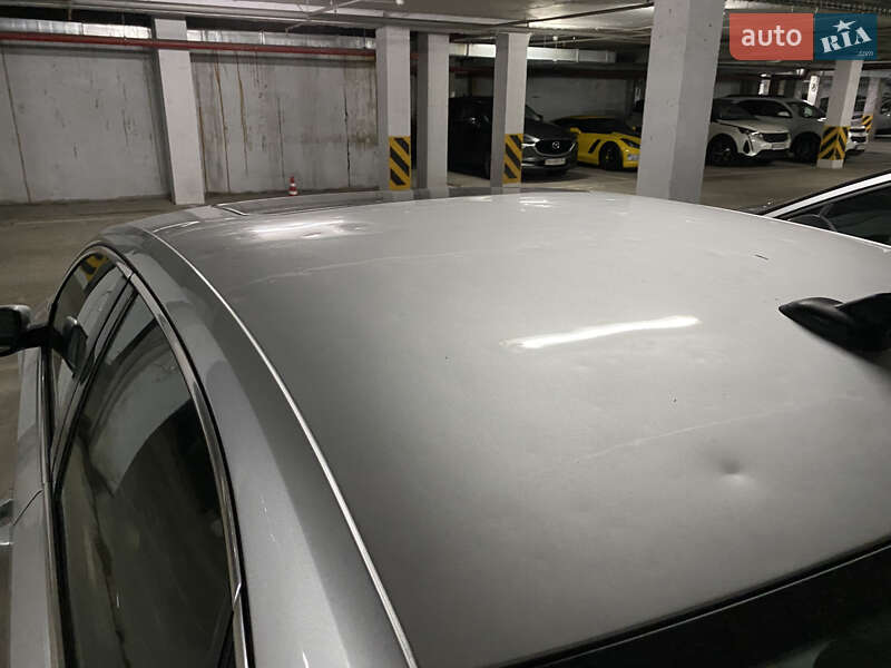 Седан Volkswagen Passat 2014 в Киеве