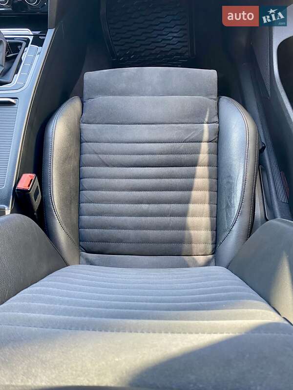 Седан Volkswagen Passat 2015 в Черноморске